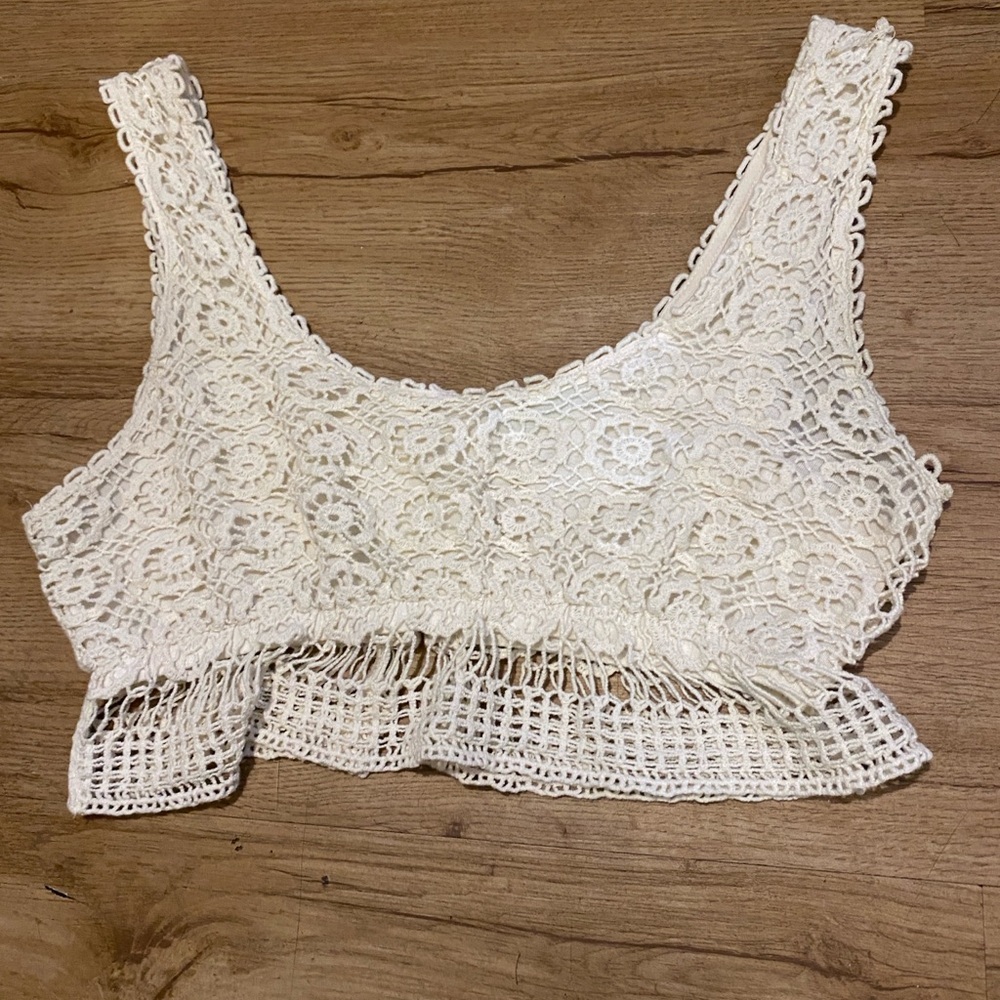 Stylish Cream Lace Crop Top - Picture 11 of 16